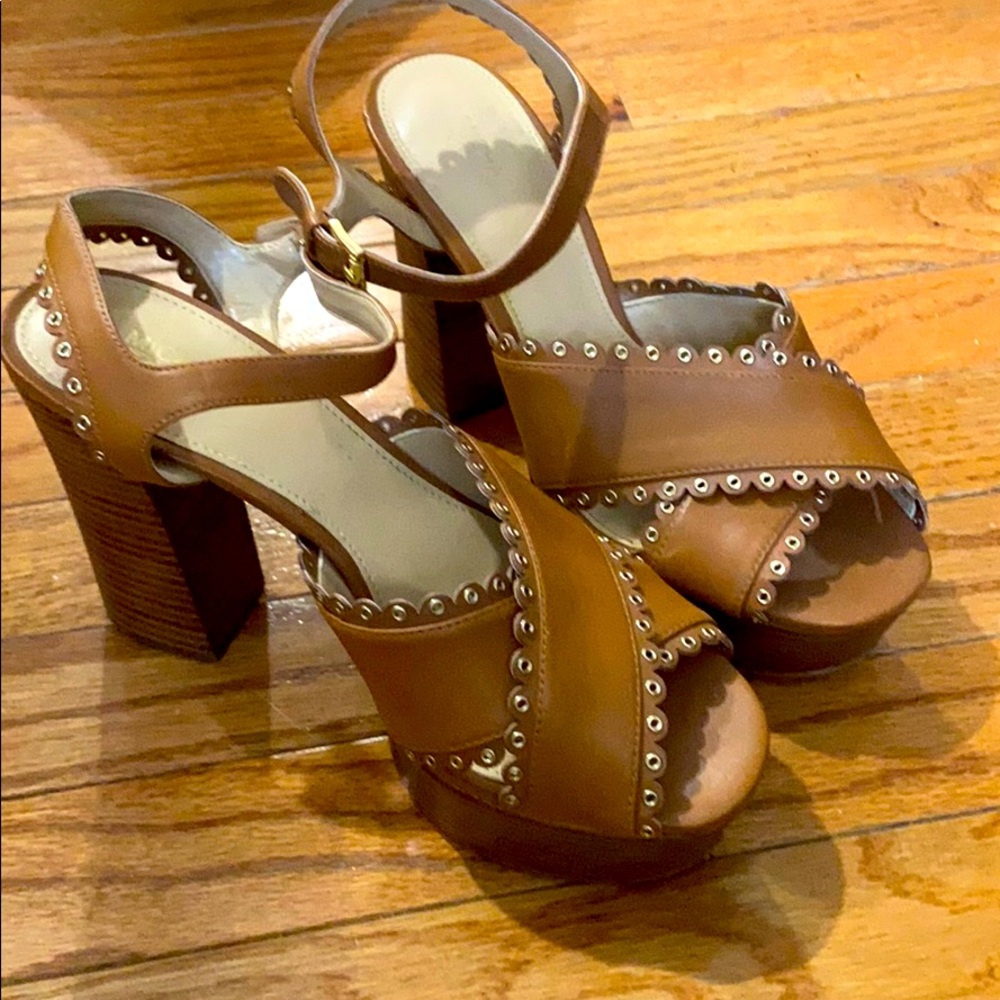 Michael Kors platform shoes. Like new.